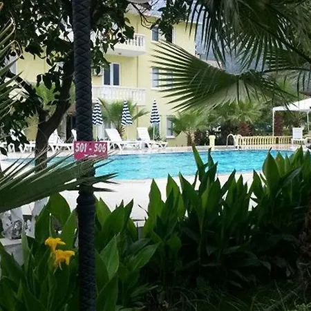 Hotel Green Stars