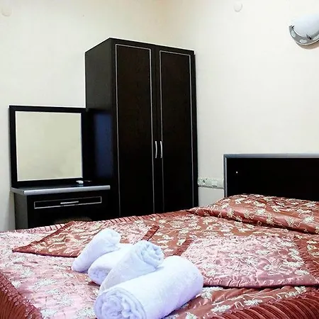 Green Stars Hotel 3*